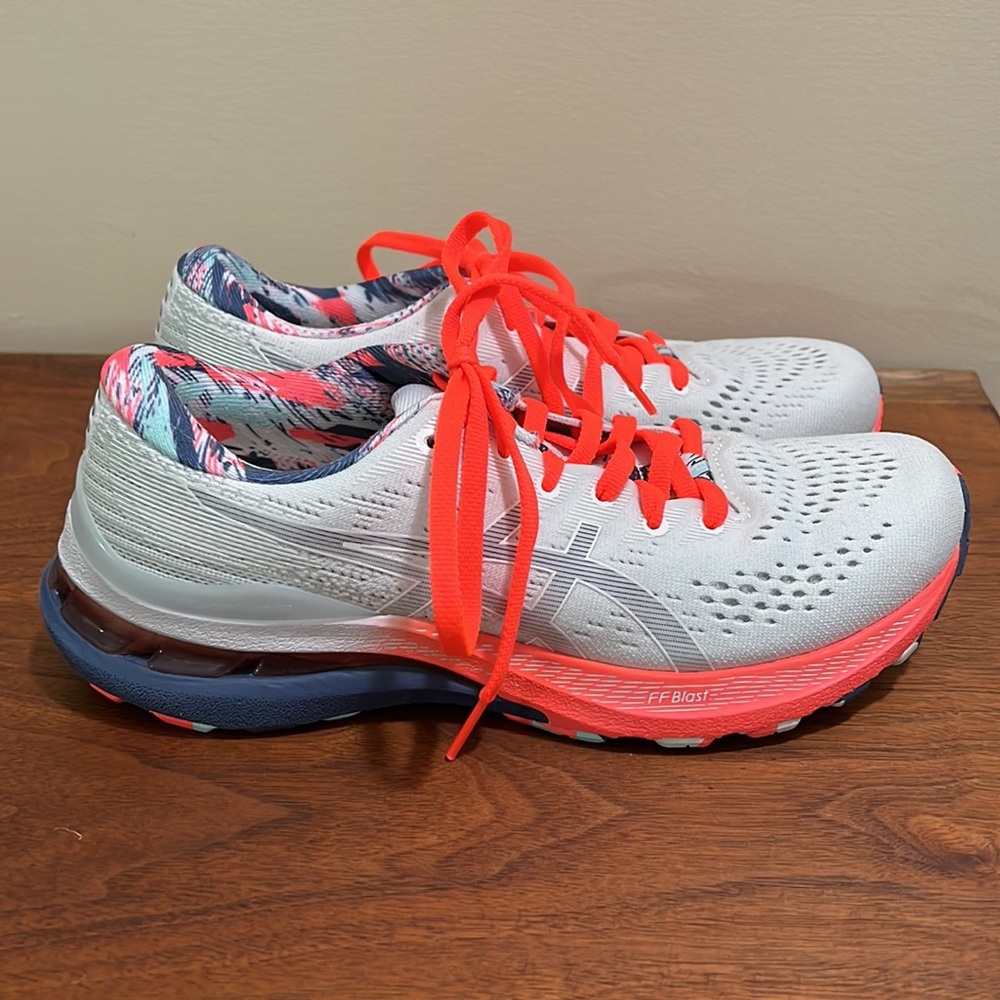 Asics Gel Kayano 28 Running Shoes - Women’s Size 8